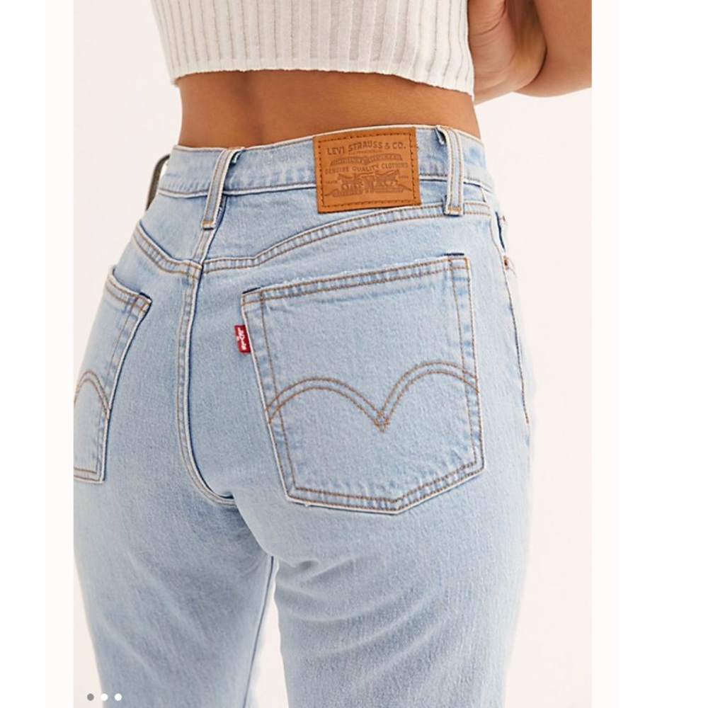 Levi’s Wedgie Straight in Wash Dibs